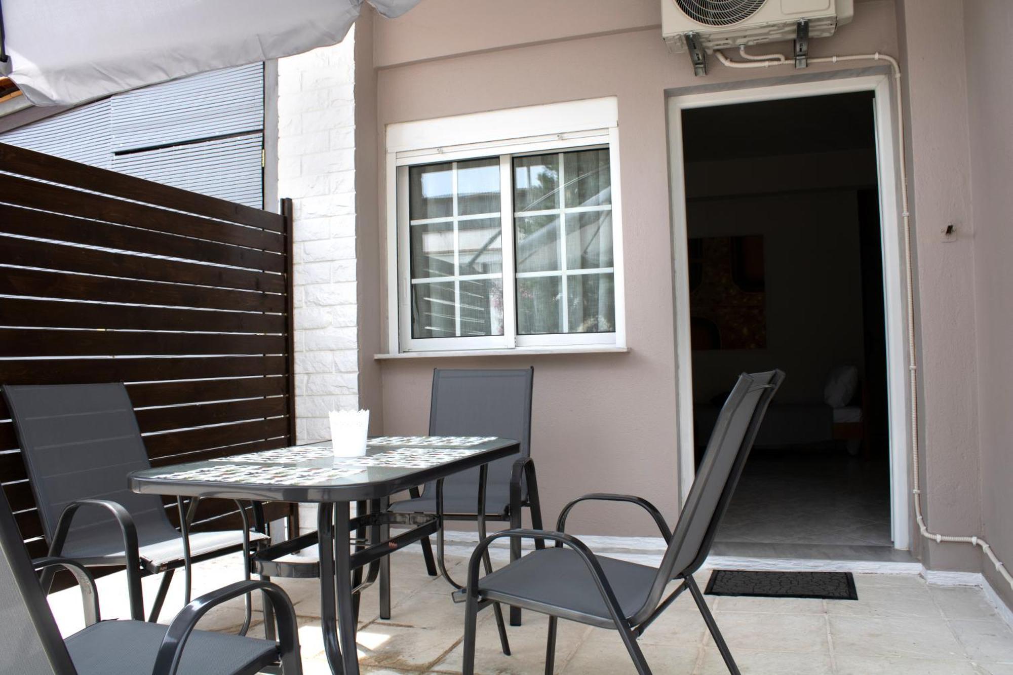 Posidonia Resort No5 Vrasná Екстериор снимка